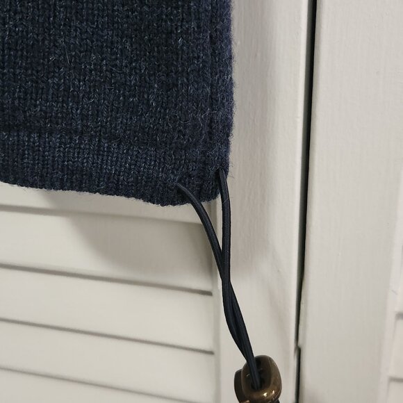 Irish Wool Sweater Vest Carraigdonn - Picture 4 of 10